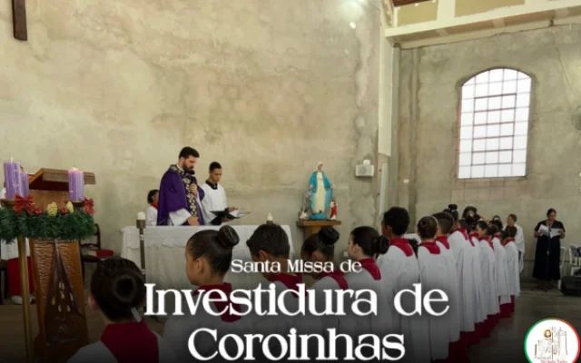 Investidura das Novas Coroinhas na Comunidade Nossa Senhora das Graças