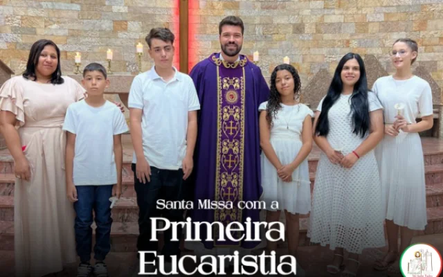 Santa Missa da Primeira Eucaristia emociona famílias e marca a caminhada de fé das crianças