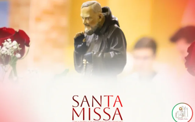Santa Missa com a entrega da relíquia de São Padre Pio