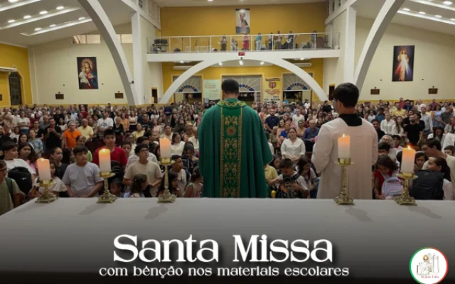Santa Missa com Bênção dos Materiais Escolares reúne fiéis na Igreja Matriz